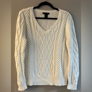 NWOT-Preswick & Moore Ivory V-Neck Sweater
